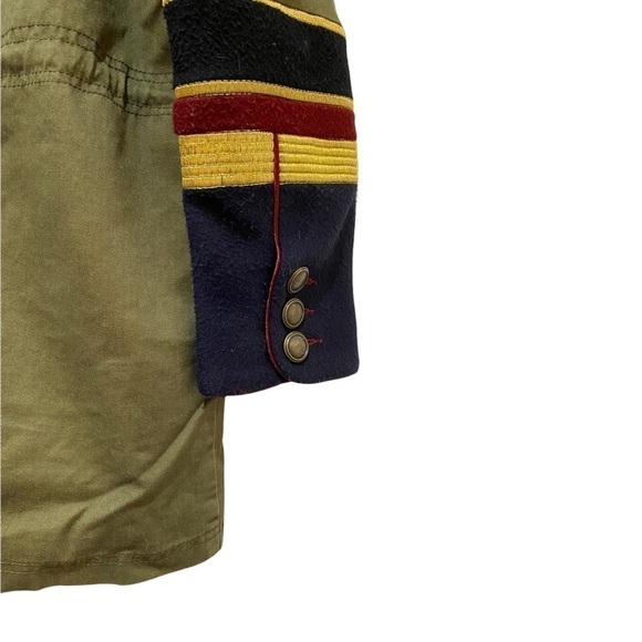 Blank NYC lined and hooded army green jacket with cuff & shoulder detail… - Picture 3 of 6